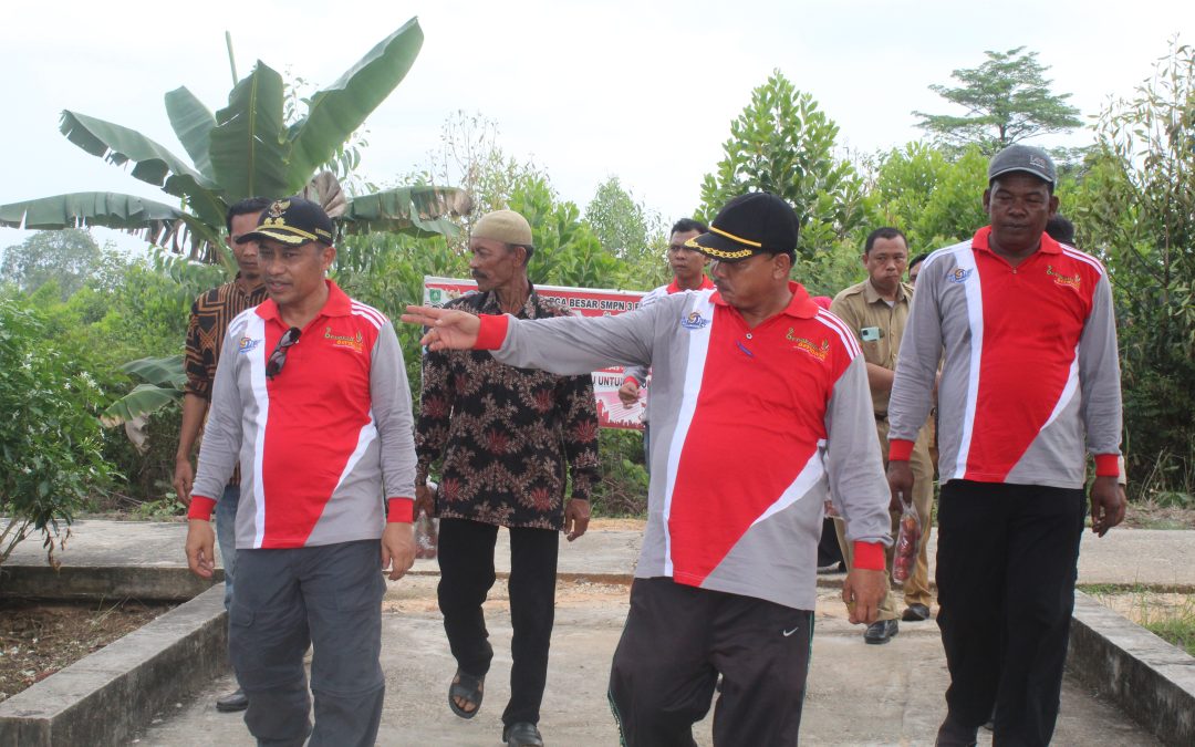 Bupati Tinjau SMPN 03 Bandar Laksamana yang Rusak Parah